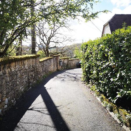 Le Petit Cocon De La Poste Lägenhet Gourdon-en-quercy Exteriör bild